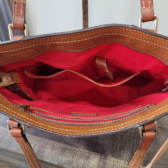 Dooney and Bourke shoulder tote bag - Picture 11 of 12